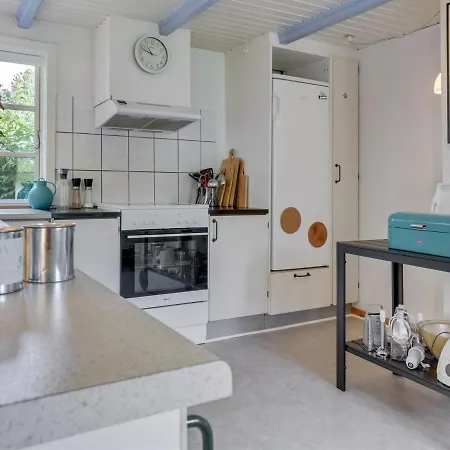 Holiday home Neena - 2km From The Sea In Bornholm